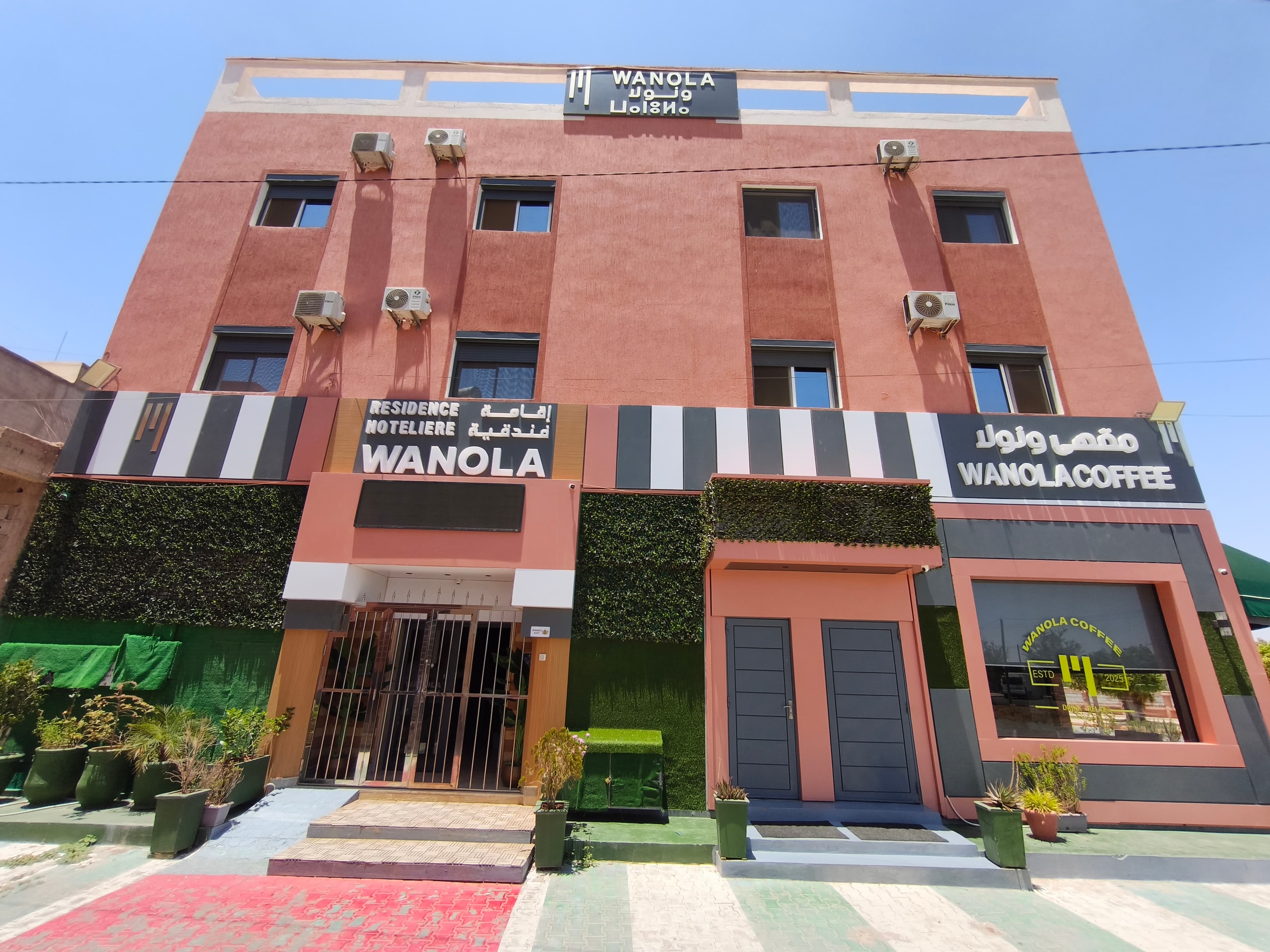 Hôtel Wanola façade